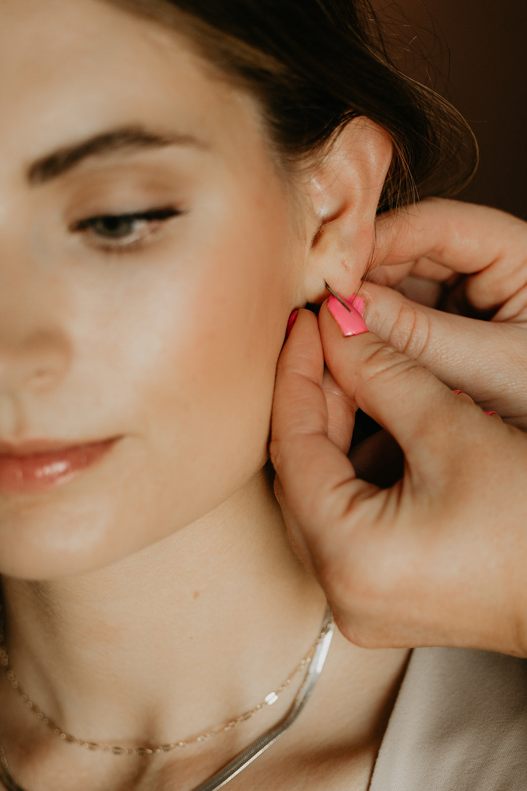 Flat back applicator